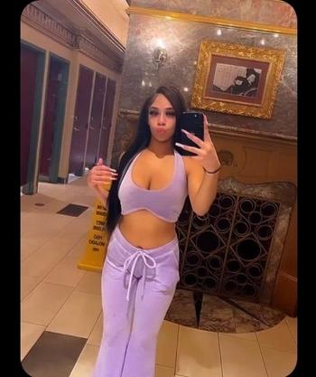 Baby girl, 21  female escort, Chesapeake
